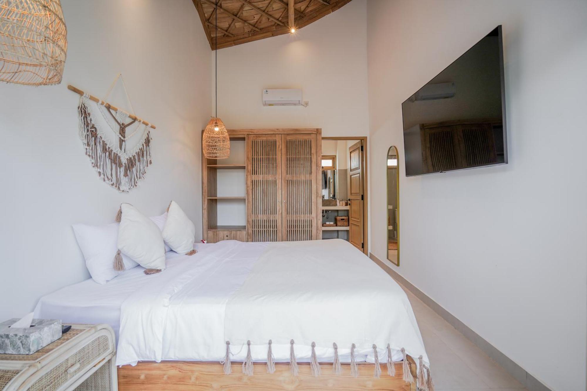 Villa Sunset Bamboo - 3Br Villa In Kerobokan Esterno foto