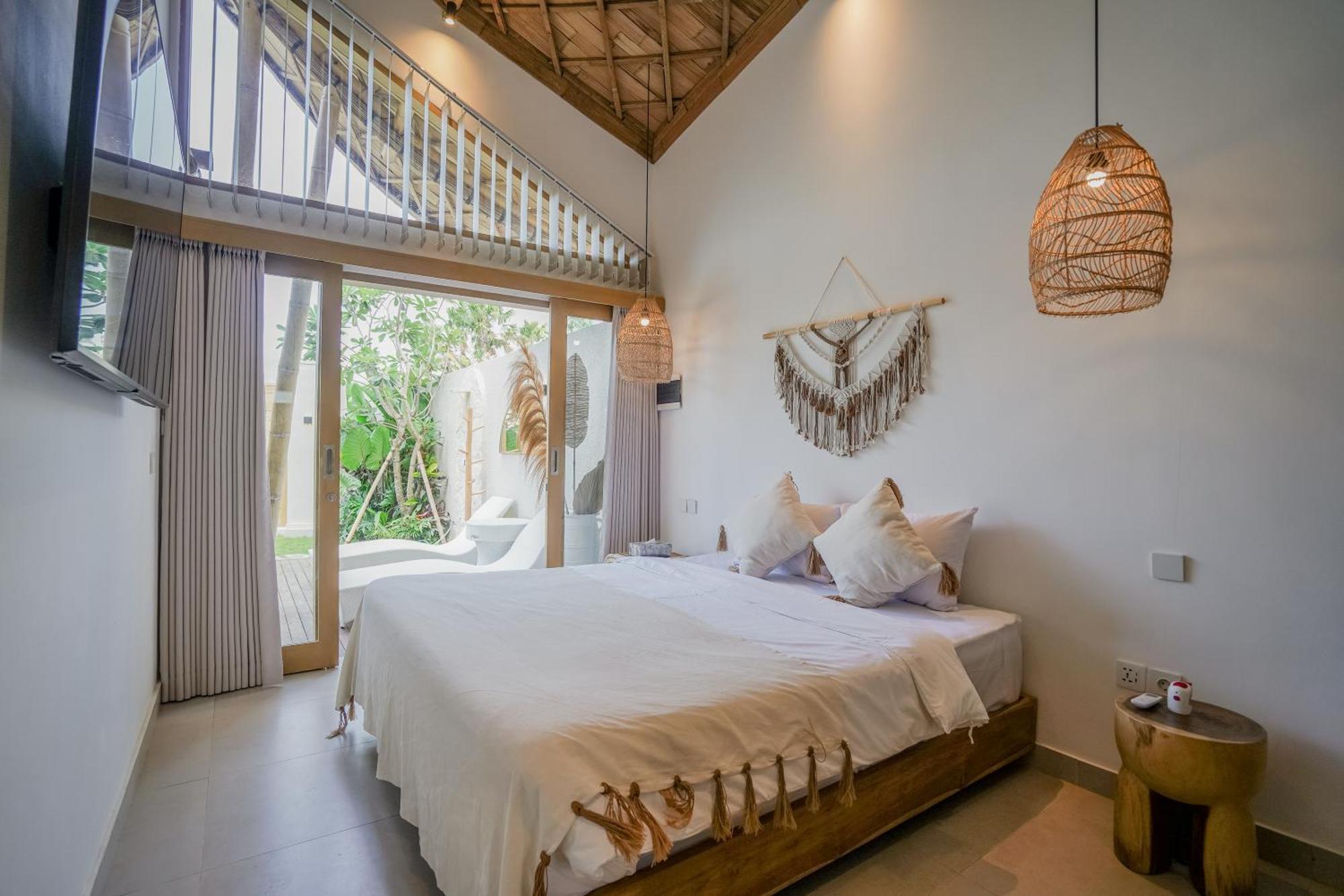 Villa Sunset Bamboo - 3Br Villa In Kerobokan Esterno foto