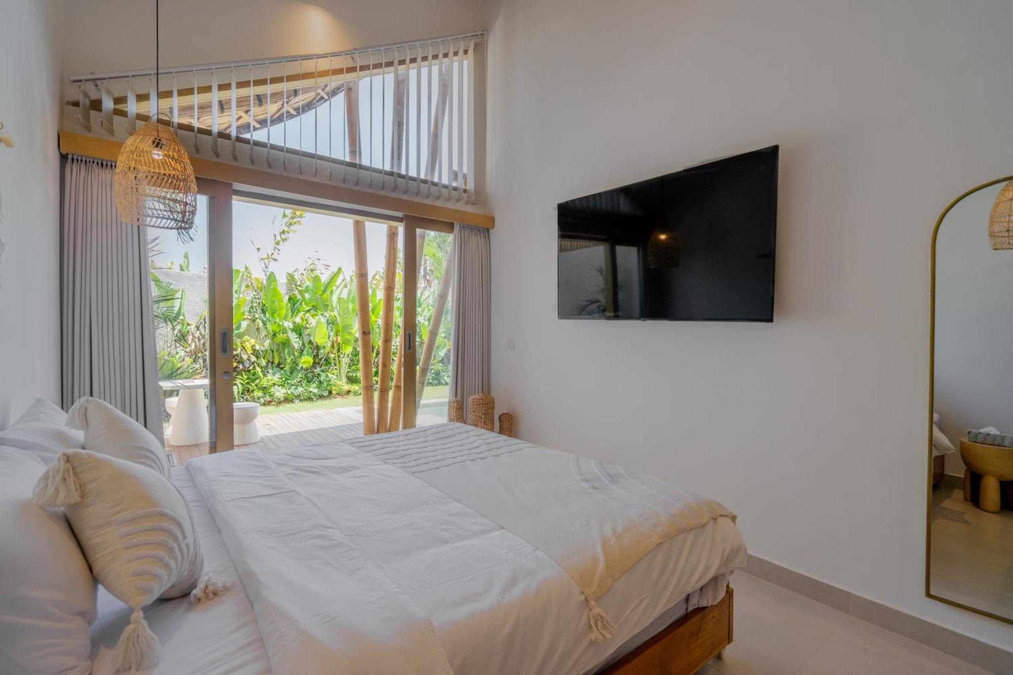 Villa Sunset Bamboo - 3Br Villa In Kerobokan Esterno foto